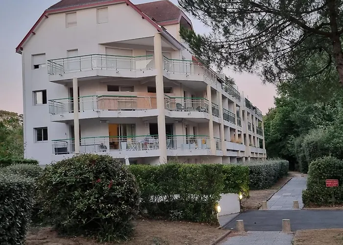 Les Dryades 4 Pax شقة *